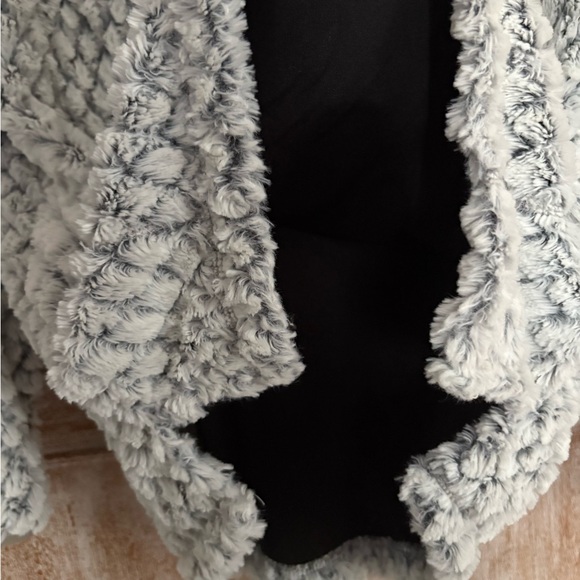 Simply Southern Simply Fuzzy Quarter Zip Sherpa Pullover - Picture 7 of 7